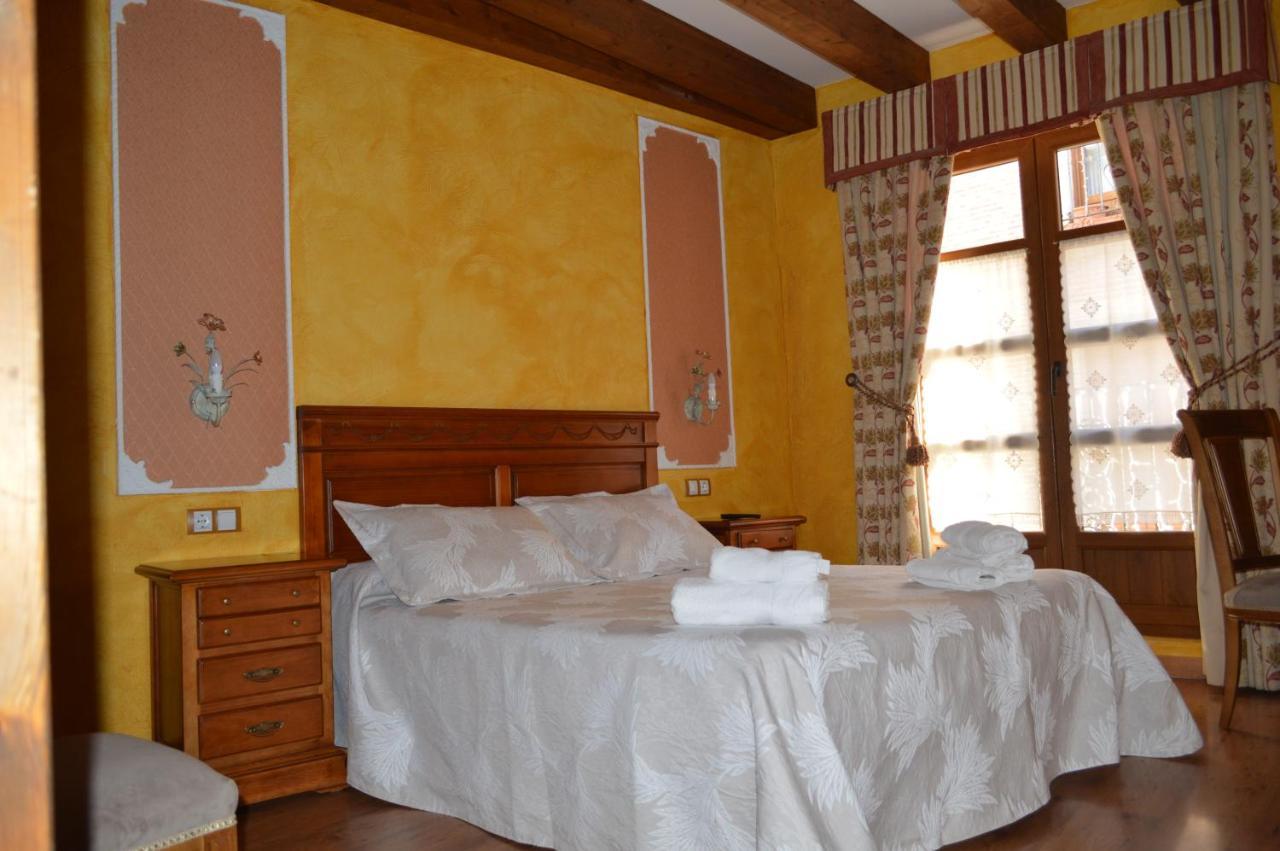 Hotel Rural El Marques Saldaña 外观 照片