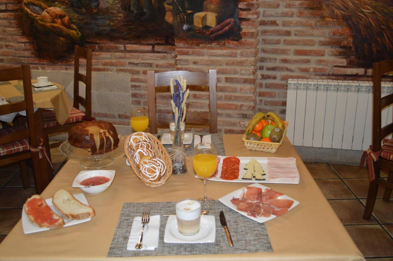 Hotel Rural El Marques Saldaña 外观 照片